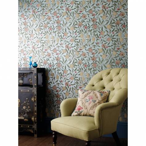 William Morris & Co Compilation Wallpapers Bird & Pomegranate Wallpaper - Bayleaf/Cream - DCMW216841