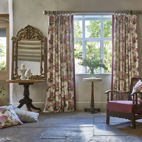 Prestigious Textiles English Garden Fabrics Bouquet Fabric - Bluebell - 8734/768