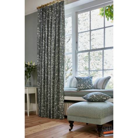 Prestigious Textiles New Forest Fabrics Aviary Fabric - Apple - 8765/603