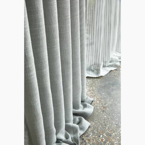 Prestigious Textiles Rockies Fabrics Waterton Fabric - Silver - 7886/909