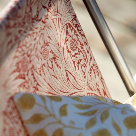 William Morris & Co Outdoor Performance Fabrics Rosehip Fabric - Wheat - MAMB227109 - Image 3