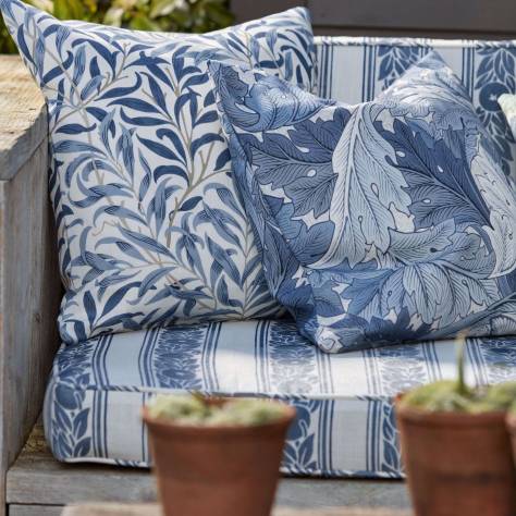William Morris & Co Outdoor Performance Fabrics Acanthus Fabric - Mineral Blue/Linen - MAMB227116 - Image 2