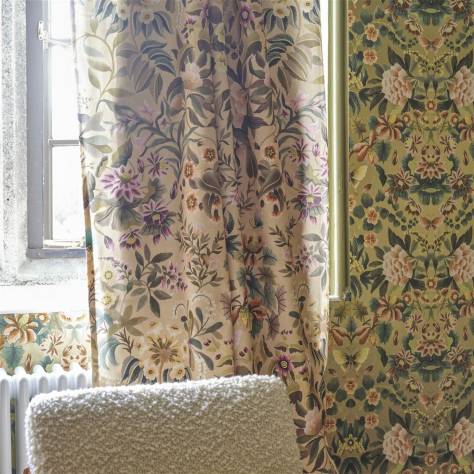 Designers Guild Ikebana Fabrics Karakusa Fabric - Tuberose - FDG3079/02 - Image 2