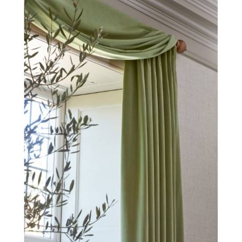 Colefax & Fowler  Dante Velvet Fabrics Dante Fabric - Green - F4797-05 - Image 4