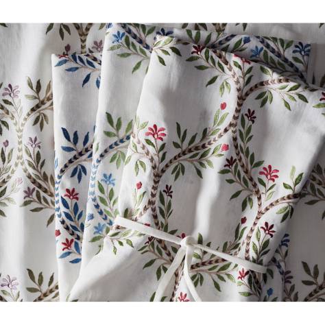 Nina Campbell Jardiniere Fabrics Coudreau Fabric - 4 - NCF4461-04 - Image 4