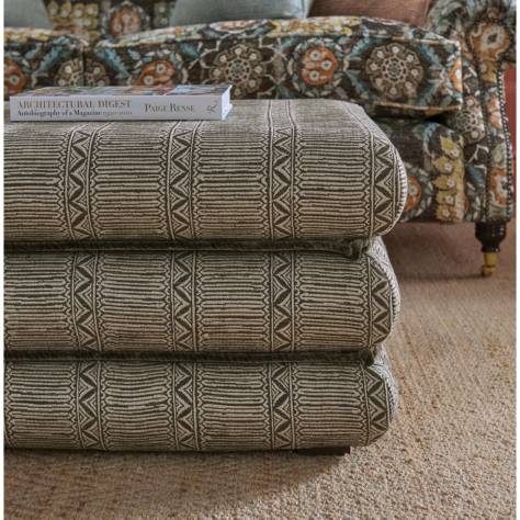 Nina Campbell Larkana Fabrics Bansuri Fabric - 1 - NCF4422-01 - Image 3