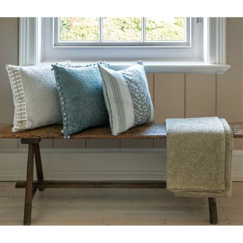 Nina Campbell Wickham Fabrics Bramfield Fabric - Olive Green - NCF4512-05 - Image 2