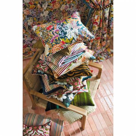 Harlequin Colour 2 Fabrics Calla Fabric - Seaglass/Nectar - HQN2133884 - Image 3