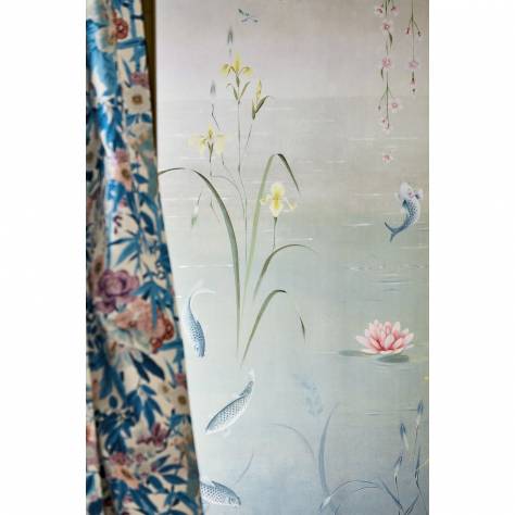 Sanderson Water Garden Wallpapers Crane & Frog Wallpaper - Sky/Honey - DWAW217125