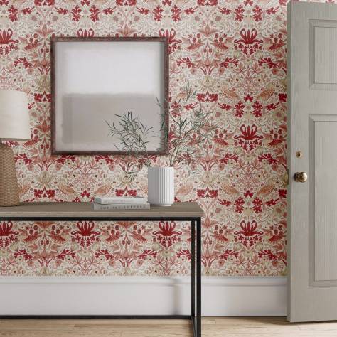 William Morris & Co Simply Morris Wallpapers Simply Strawberry Thief Wallpaper - Madder - MSIM217059
