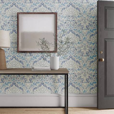 William Morris & Co Simply Morris Wallpapers Simply Severn Wallpaper - Bayleaf/Annatto - MSIM217074