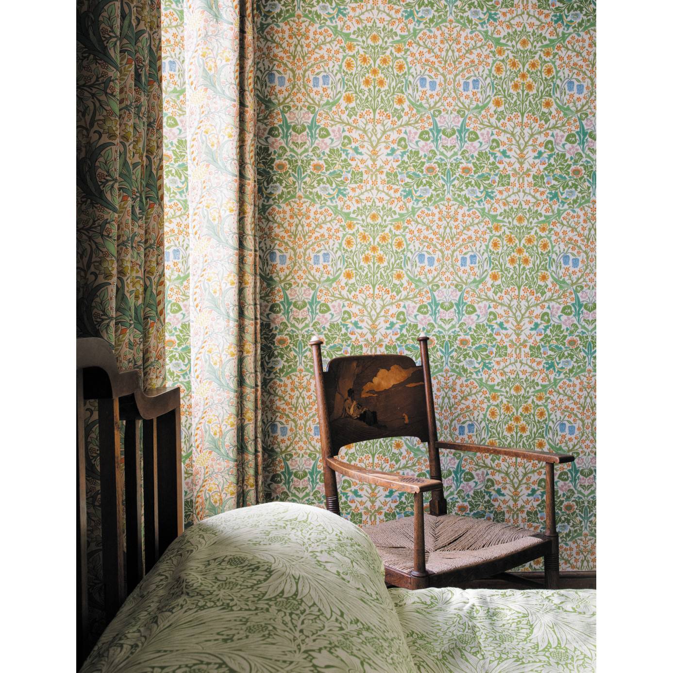 Compton Wallpaper - Spring (MCOW217098) - William Morris & Co Ben Pentreath  Cornubia Wallpapers Collection