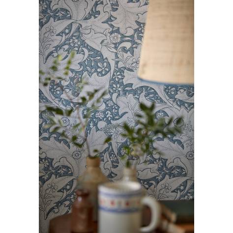 William Morris & Co Emery Walkers House Wallpapers Wallflower Wallpaper - Woad Blue - MEWW217187