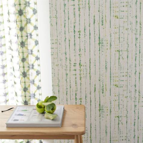 Designers Guild Ikebana Wallpapers Shiwa Wallpaper - Emerald - PDG1159/03