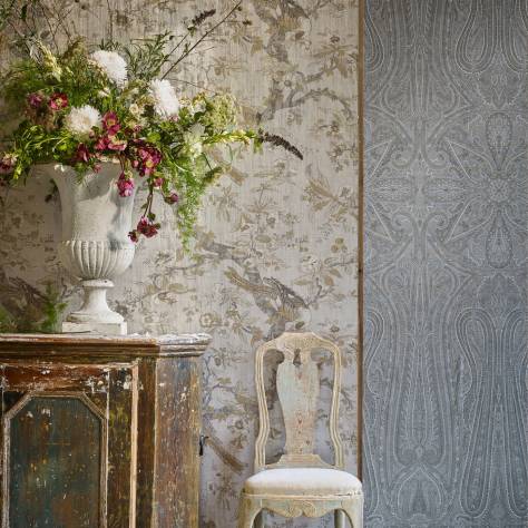 Zoffany Cotswolds Manor Wallpapers Pompadour Print Wallpaper - Multi - ZCOT313017