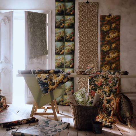 Clarke & Clarke Marianne Wallpapers Sunforest Wallpaper - Olive/Russet - W0162/03