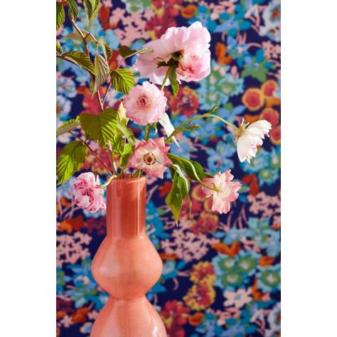 Harlequin Harlequin x Sophie Robinson Wallpapers Wildflower Meadow Wallpaper - Lapis/Carnelian/Aquamarine - HSRW113050