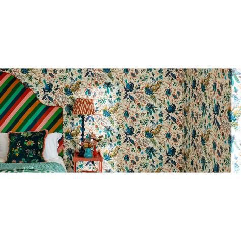 Harlequin Harlequin x Sophie Robinson Wallpapers Wonderland Floral Wallpaper - Spinel/Peridot/Pearl - HSRW113065